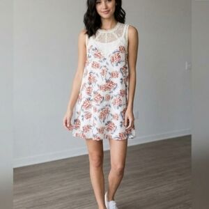 Umgee Floral Sleeveless Mini Dress Lace Neckline Size Small Oversized